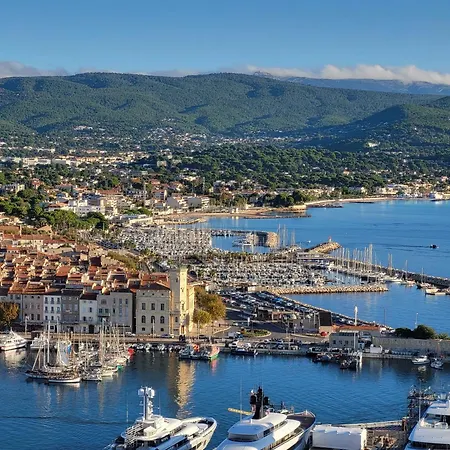 Privee, Piscine, Pool House, Cuisine D'ete Oda ve Kahvaltı La Ciotat